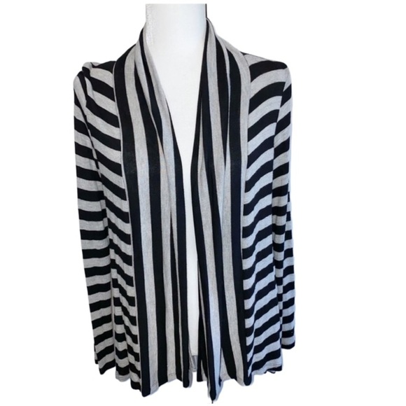 Nordstrom Lush Black Stripe Rayon Blend Stretch Cardigan Med Career Officecore - Picture 2 of 10